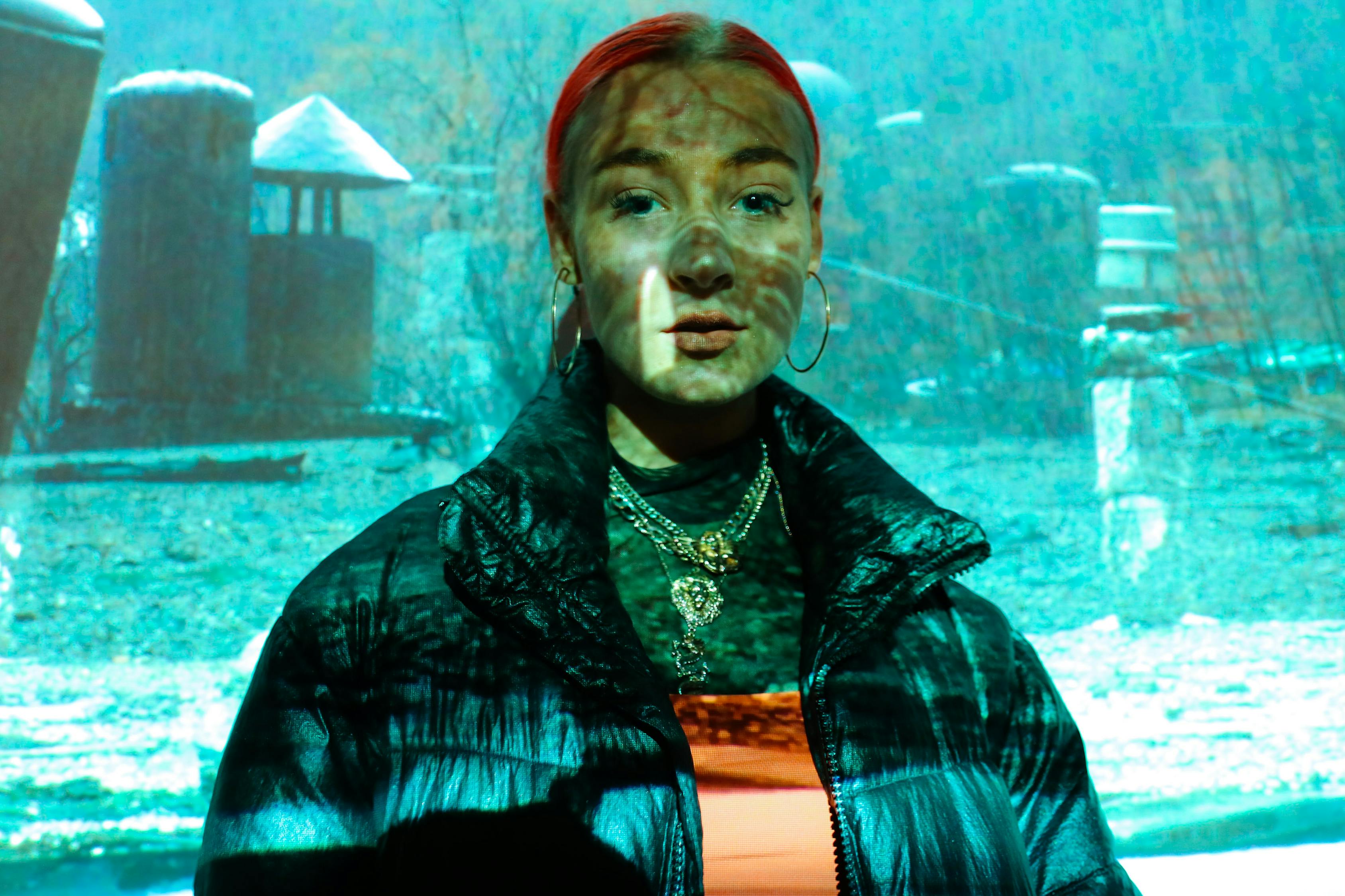 國外打真軍電影，戰(zhàn)爭與藝術(shù)之間的張力展現(xiàn)