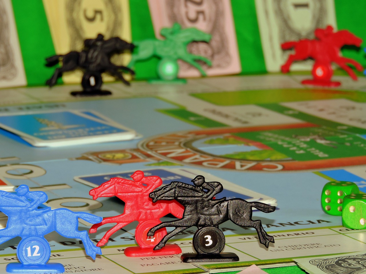 7777788888精準(zhǔn)跑狗圖正版，熟的DVY413.921