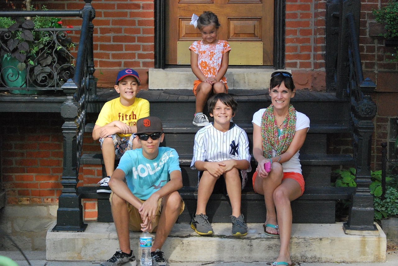 歡樂(lè)喜劇人第四季，笑料不斷，精彩紛呈