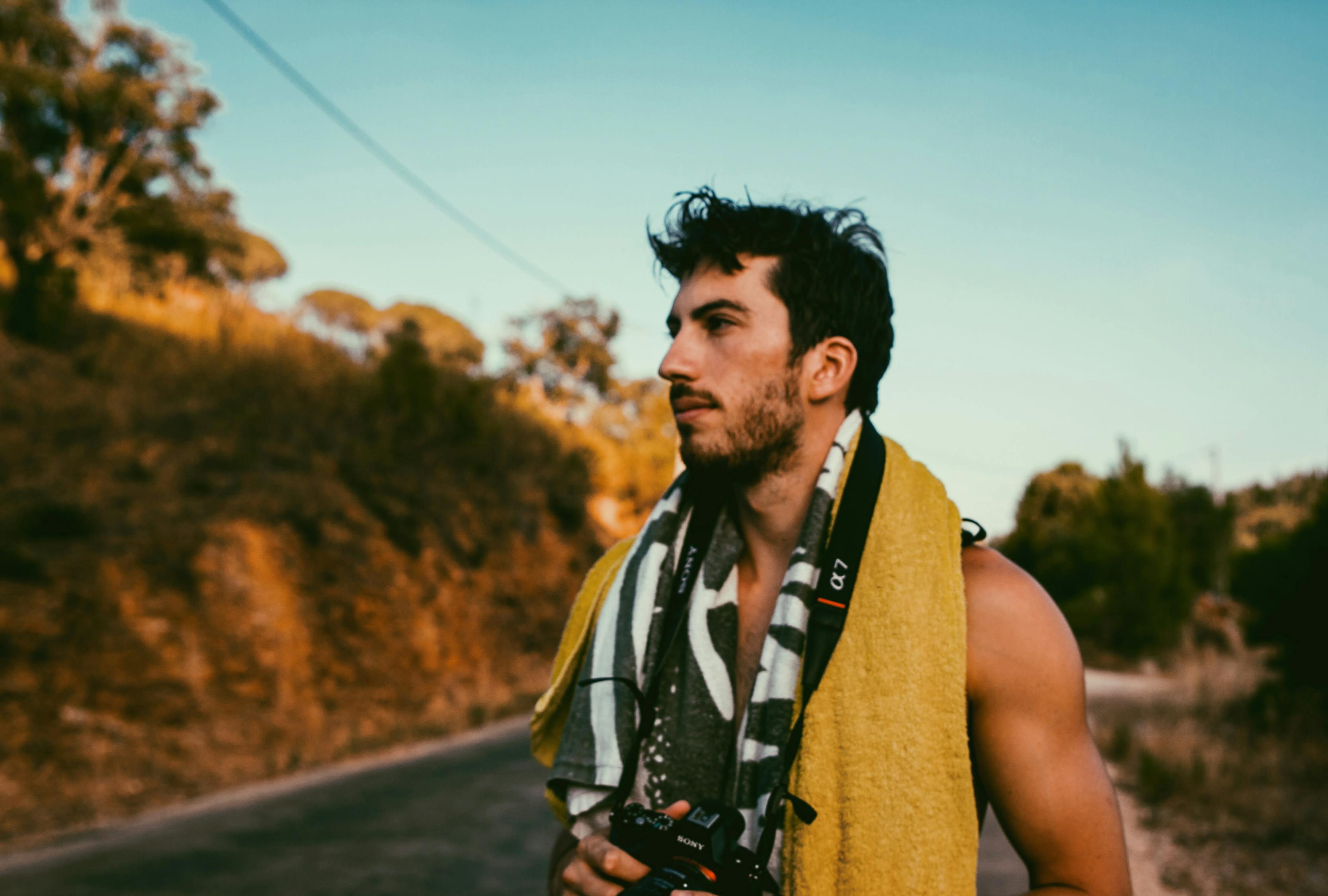 和尚文化與現(xiàn)代影視娛樂(lè)的融合，最新影視作品免費(fèi)觀看指南