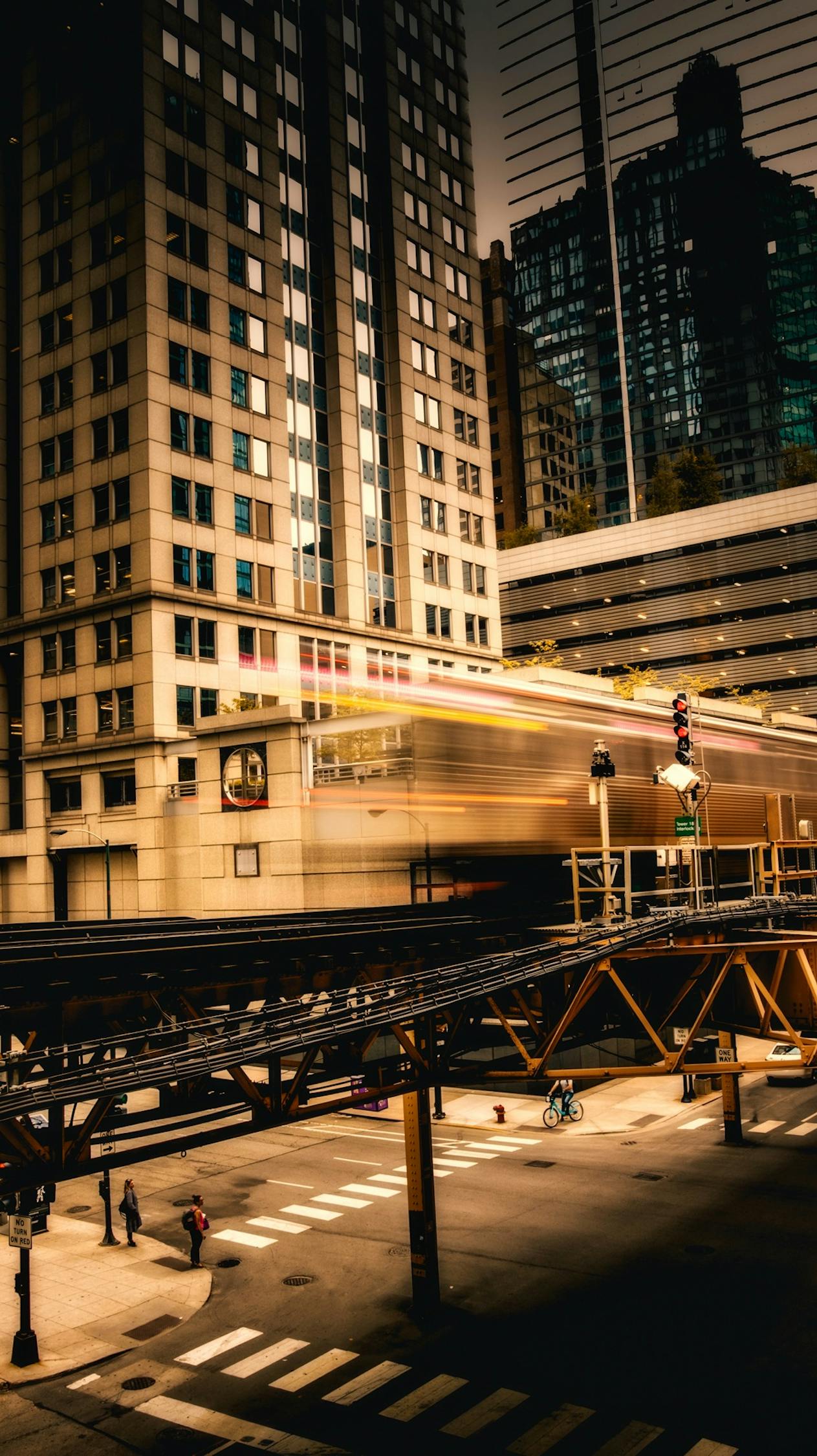 綠地上市之路，探索與突破，綠地集團(tuán)上市進(jìn)程揭秘