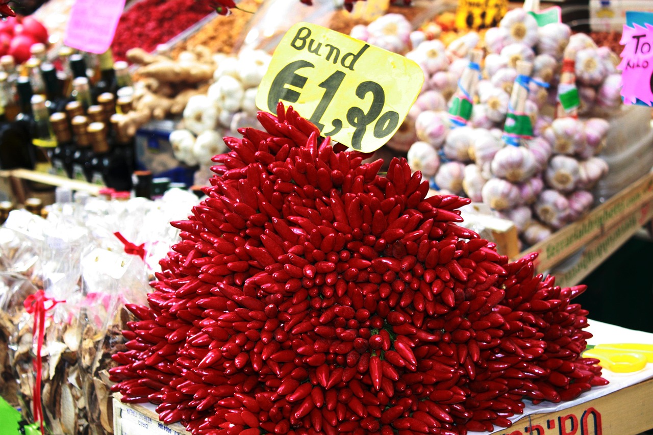 八佰票房最新動(dòng)態(tài)，電影市場(chǎng)的火熱與未來展望