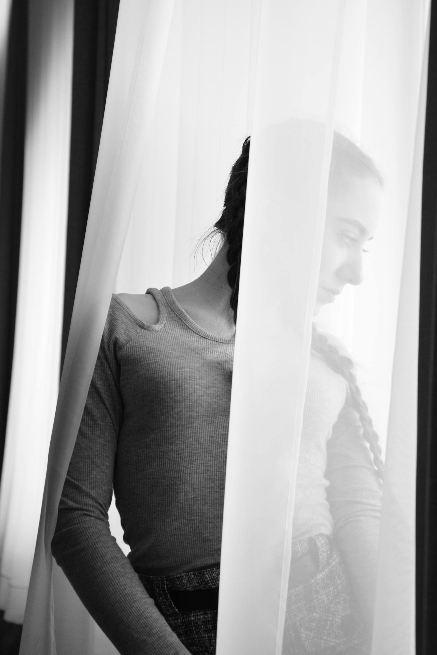 動(dòng)漫頭像黑白女，黑白魅力閃耀動(dòng)漫頭像世界