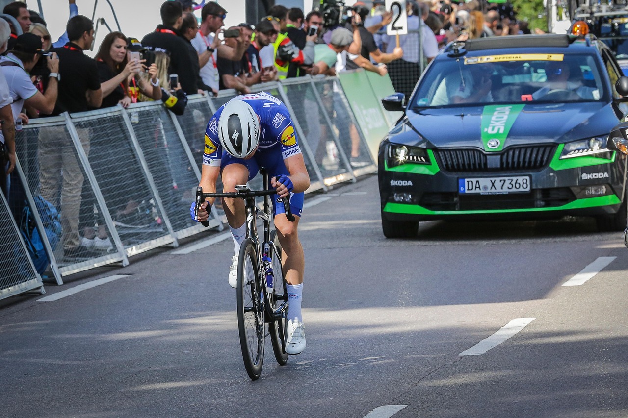 公路比賽，速度與激情的較量盛宴