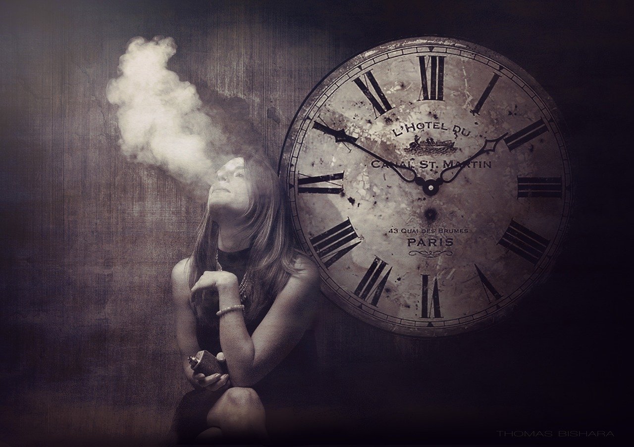 股票沖高回落現(xiàn)象深度解析，市場背后的真實原因揭秘