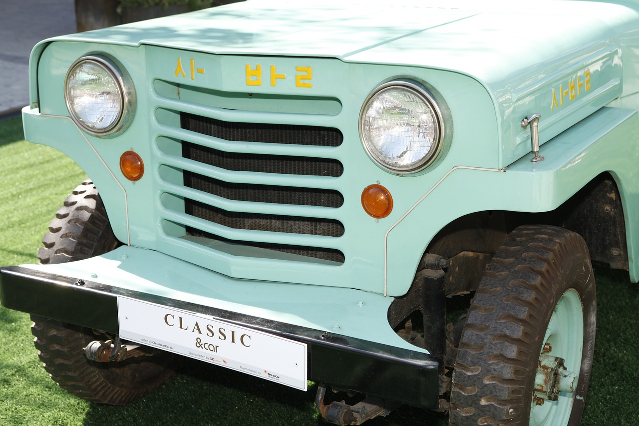 福特最新動(dòng)態(tài)，引領(lǐng)未來(lái)出行的創(chuàng)新力量，展現(xiàn)未來(lái)汽車(chē)趨勢(shì)的先鋒力量