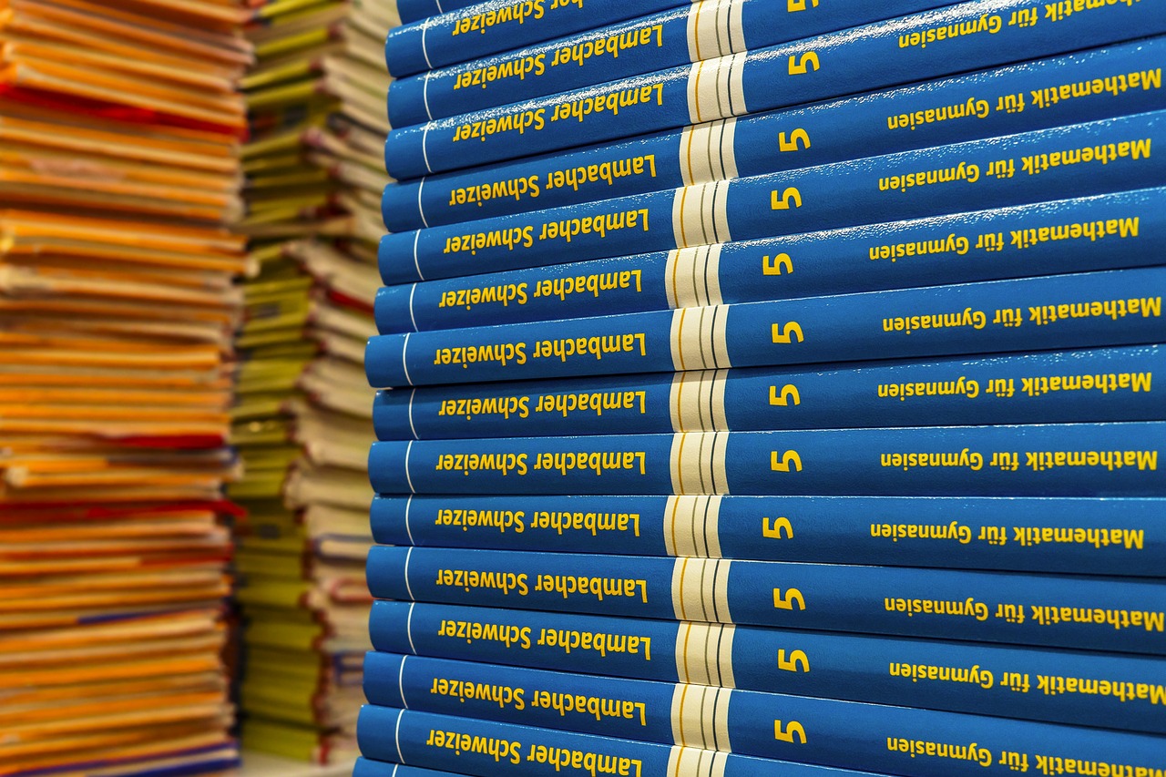 股票601933深度研究與探討