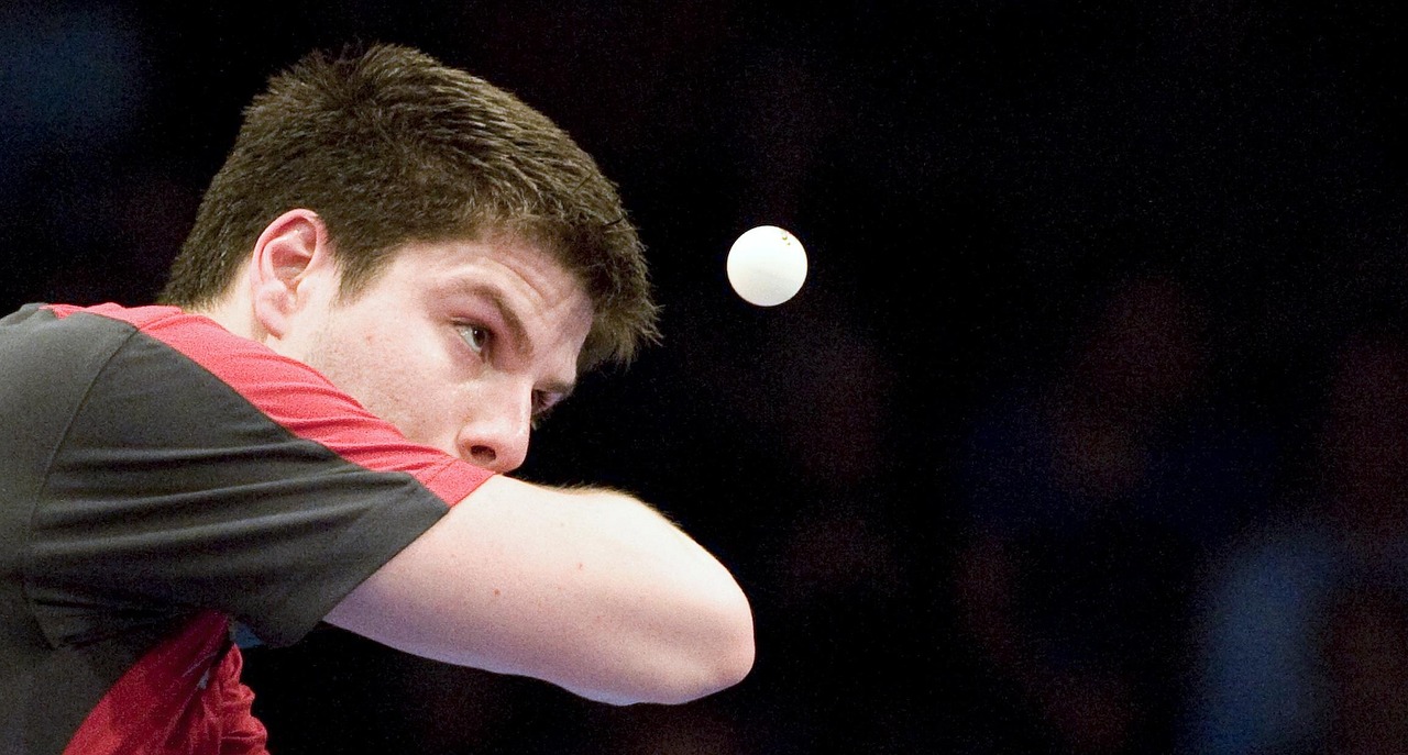 乒乓球直板技藝與激情的較量，比賽視頻回顧