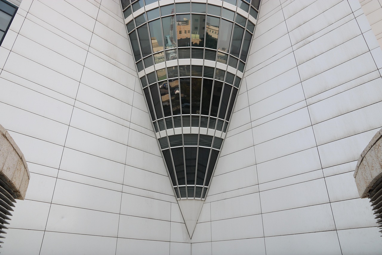 廈門樓市最新動態(tài)揭秘，市場走勢、熱點區(qū)域與未來展望