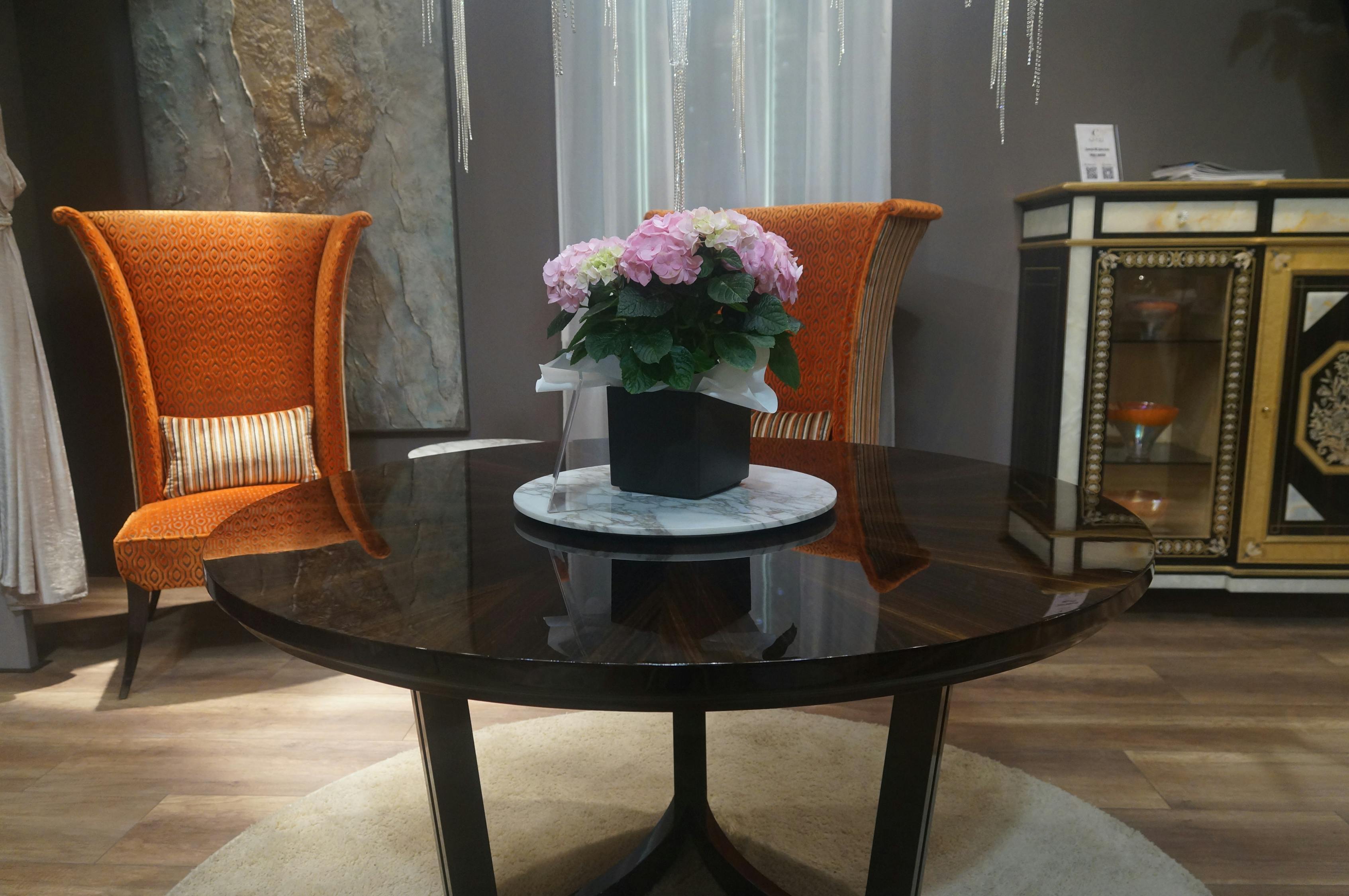 電視柜，家居美學(xué)的多維展示典范