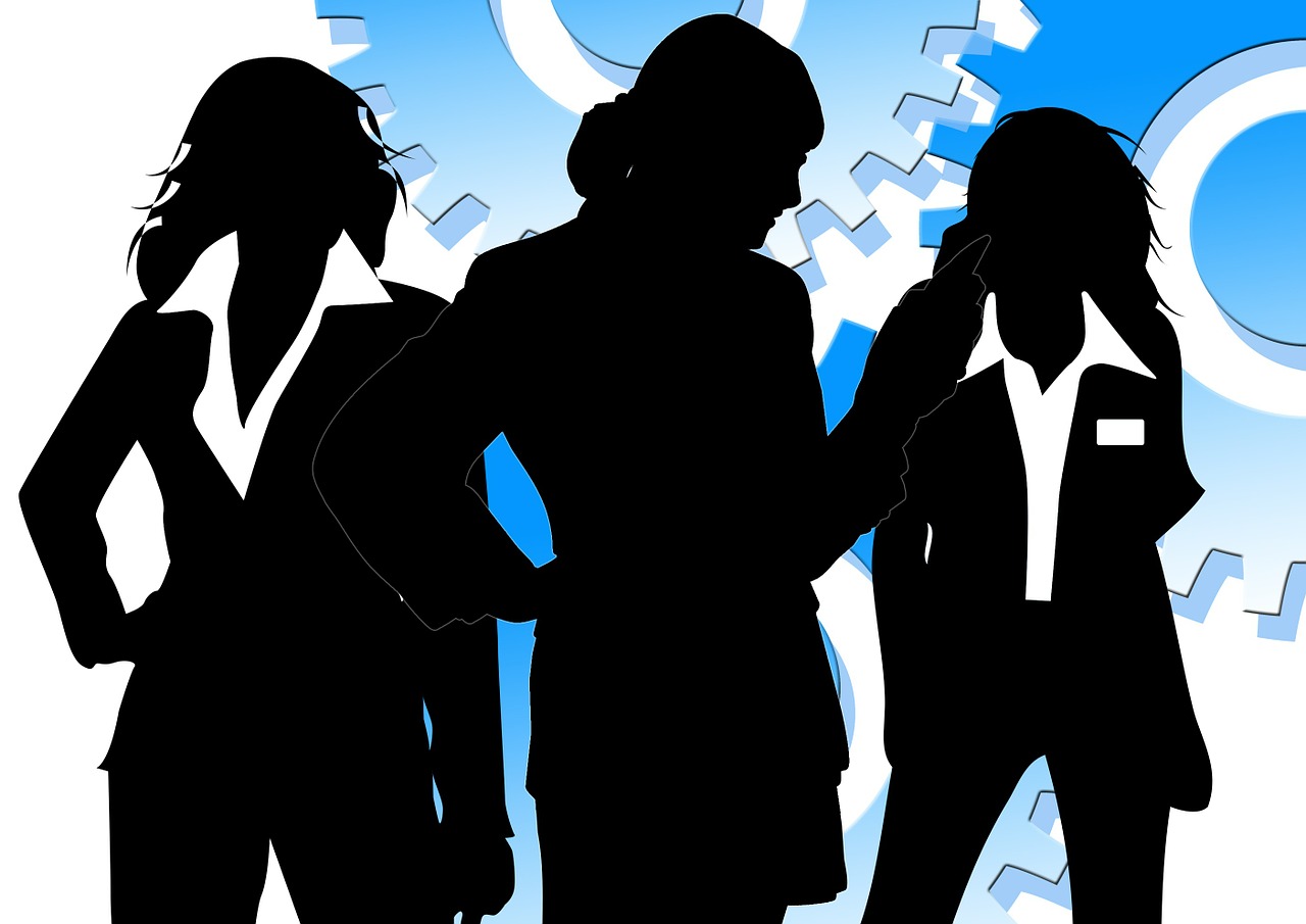 強(qiáng)勢(shì)女總裁的甜蜜職場(chǎng)與愛情之旅